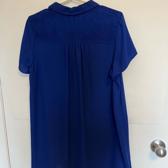 Signature collection blouse - Picture 2 of 3